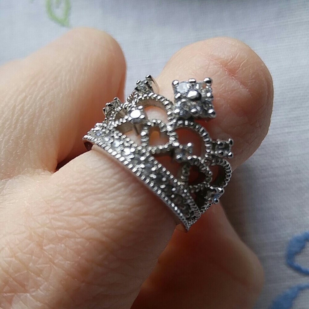 Costume Crown Ring